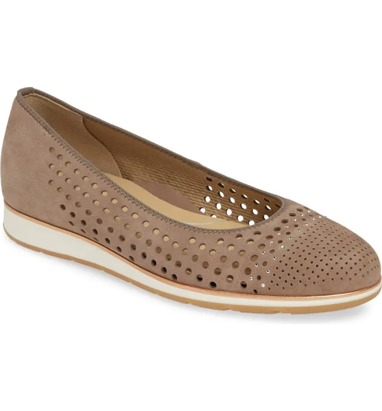 Ara Women's Sardinia Ballet Flats- Taupe