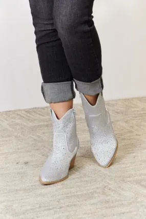 East Lion Corp Rhinestone Bedazzled Ankle Cowboy Cowgirl Bootie White Boots