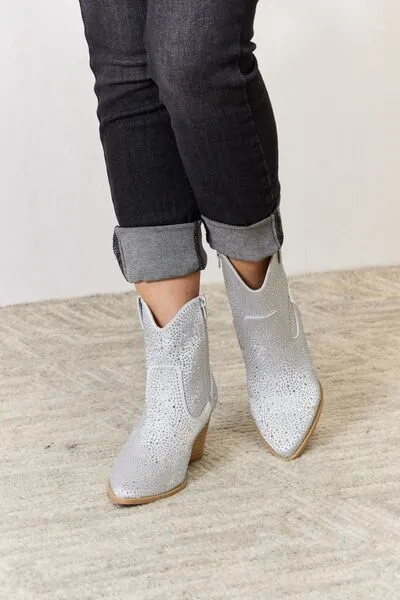 East Lion Corp Rhinestone Bedazzled Ankle Cowboy Cowgirl Bootie White Boots