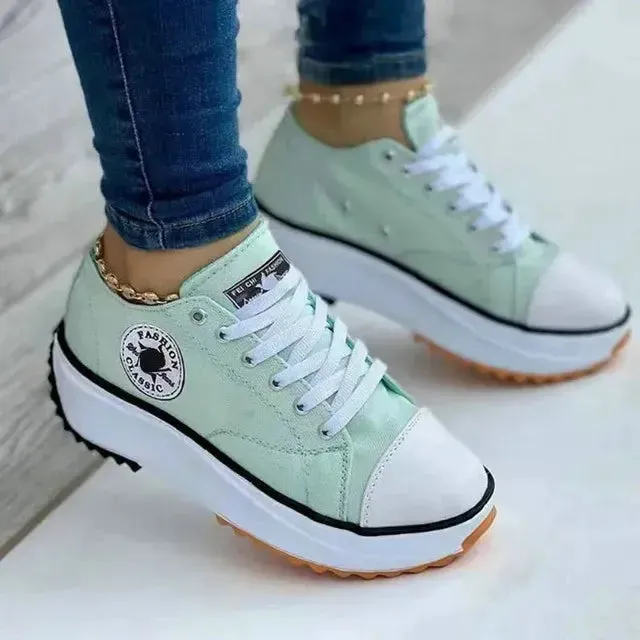 Fashion Classic Canvas Comfort Sneakers