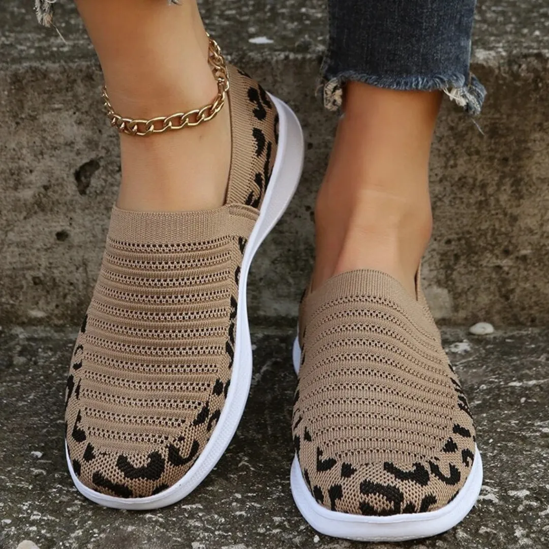 Justine women’s flat sneakers