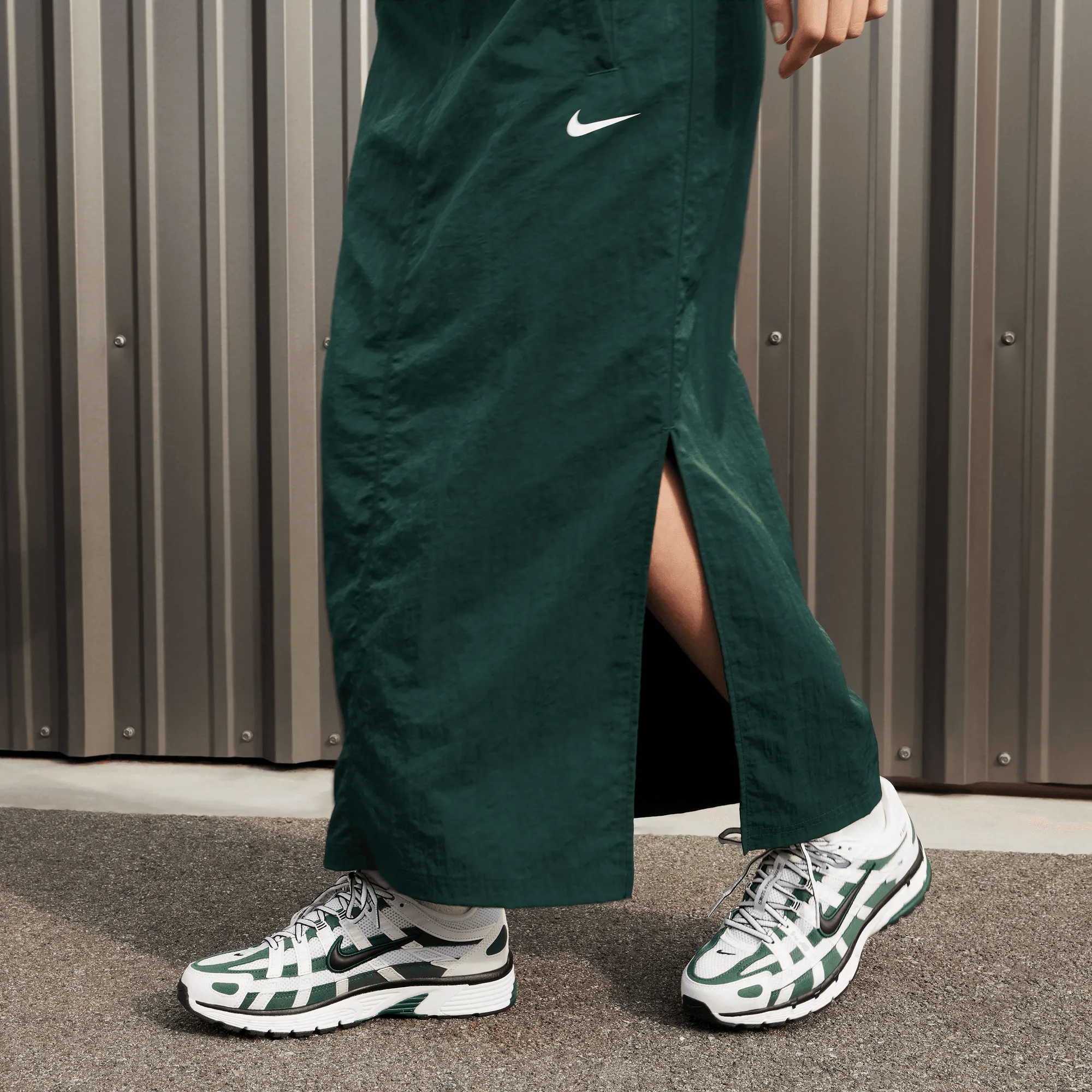 NIKE P-6000 SHOES