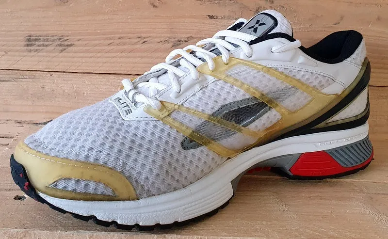 Umbro Elite Running Textile Trainers 886188-2M4 UK9.5/US10.5/E44 White/Red/Black
