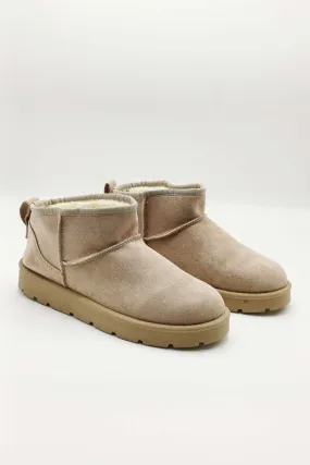 Zeda Small Flatform Faux Fur Ankle Boots in Mushroom